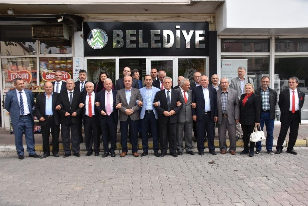 T&uuml;rkiye genelindeki Balıkesirli Dernekler Dursunbey&rsquo;de buluştu