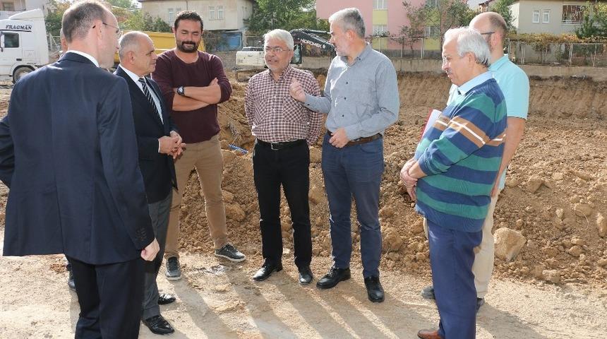 Yahyalı&rsquo;da yeni hastane yapımı i&ccedil;in yer teslimi yapıldı