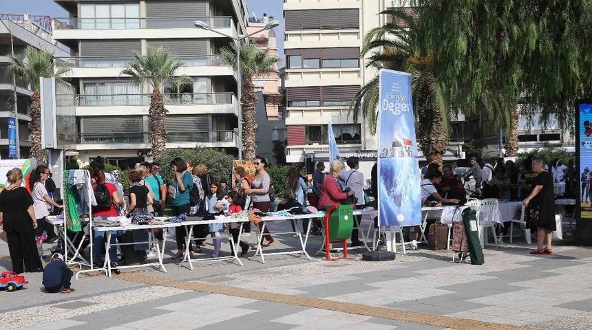 Karşıyakalılar Takas Şenliği&rsquo;nde buluştu