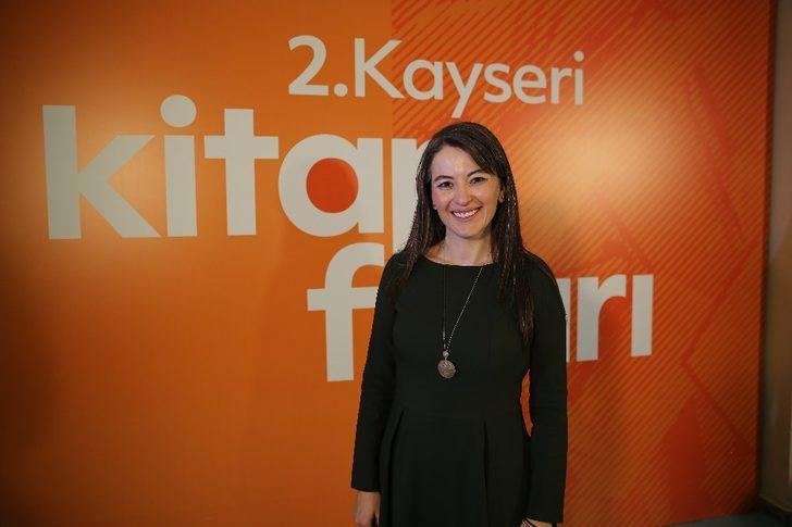 Kitap Fuarına katılan yazarlar: Kayseri yaptığı işi iyi yapıyor G2