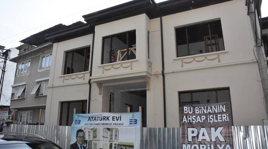 &Ccedil;alışmaları yerinde inceledi