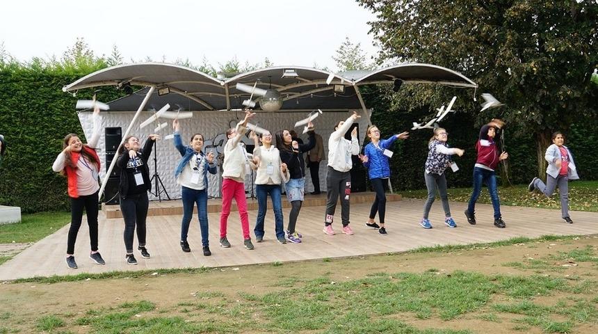 &rsquo;Bu İşte Bilim Var&rsquo; projesiyle &ccedil;ocuklar keyifli anlar yaşadı