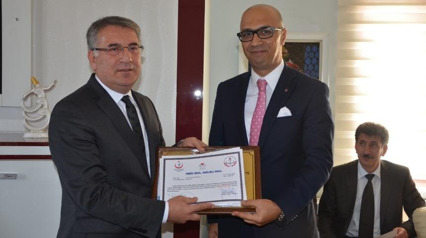 Temiz okul temiz bayrak