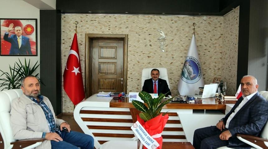 İbrahim Ağa Cami imamlarından başkan Cabbar&rsquo;a teşekk&uuml;r ziyareti