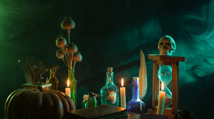 Trump'ın adamına büyü yaptılar!