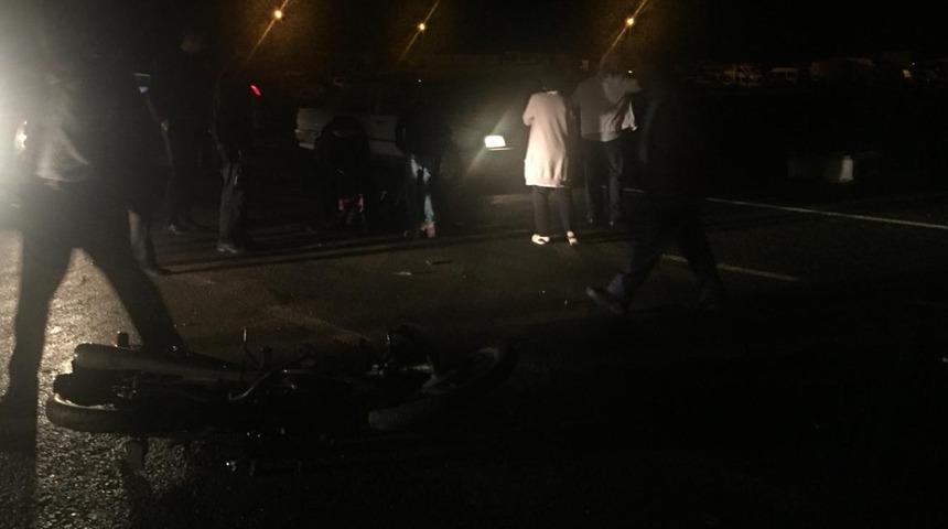 Otomobil ile motosiklet &ccedil;arpıştı: 1 yaralı