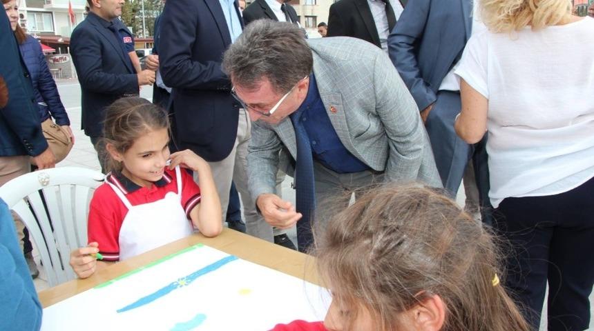 Hayallerini kağıtlara &ccedil;izdiler