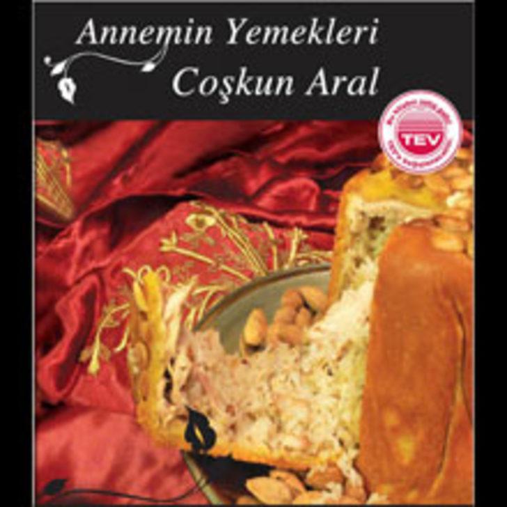 Annemin Yemekleri Kitabı &Ccedil;ıkıyor
