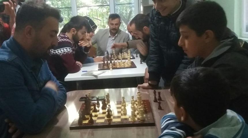 İşitme engelliler, satran&ccedil; oynadı