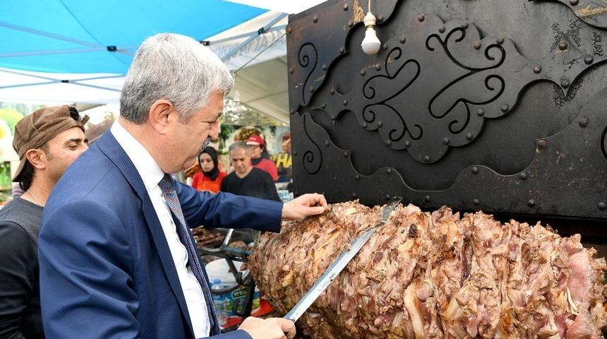 Başkan Polat fuarı gezdi