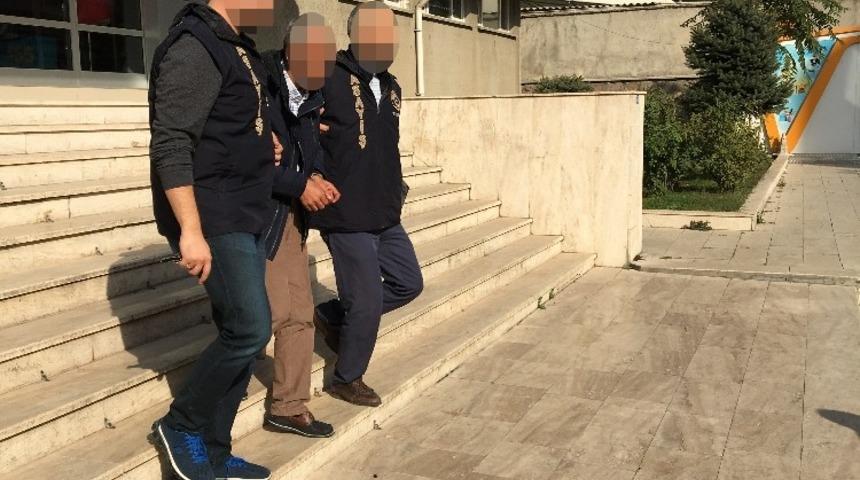 Uşak&rsquo;ta ş&uuml;pheli &ouml;l&uuml;me tutuklama