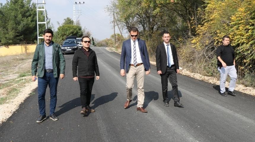 &Uuml;rkmezer asfalt &ccedil;alışmalarını yerinde inceledi