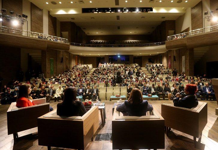Yerel Yönetimde Kadın akademisinin sertifika töreni düzenlendi G3
