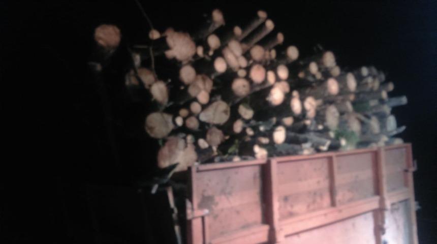 Jandarma ka&ccedil;ak&ccedil;ılara g&ouml;z a&ccedil;tırmıyor