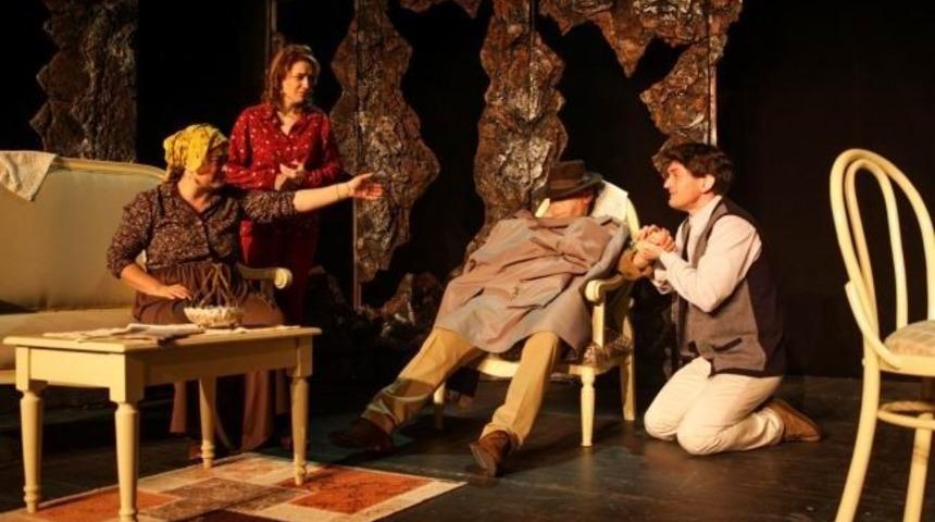 &ldquo;D&uuml;d&uuml;kl&uuml;de kıymalı bamya&rdquo; Zonguldak&rsquo;ta sahnelenecek