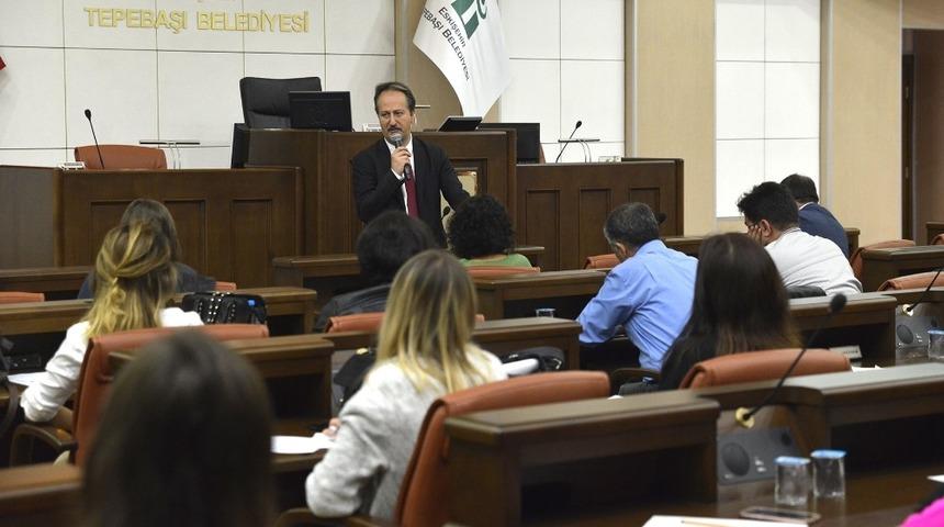 Eğitimcilere &ccedil;evre semineri