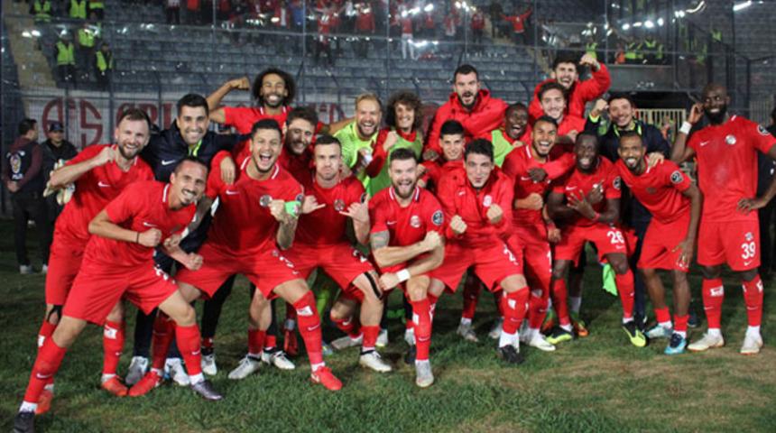 Spor Toto S&uuml;per Lig'de deplasman lideri Antalyaspor