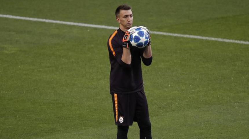 Muslera Galatasaray'da yeni bir rekorun eşiğinde