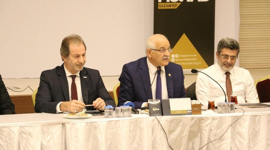 M&Uuml;SİAD&rsquo;ın "Biz bize" toplantılarına Milletvekili Erdoğan konuk oldu