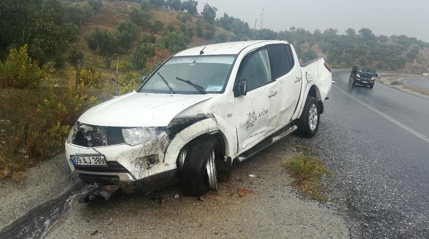 S&ouml;ke&rsquo;de trafik kazası: 3 yaralı