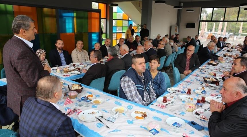 Başkan Akın Dernek Y&ouml;neticileri ile buluştu