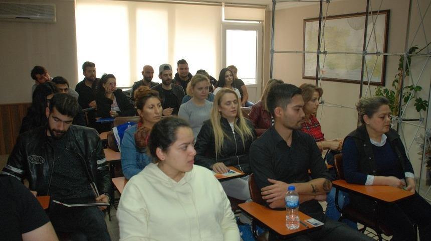 Berber ve kuaf&ouml;rlerde ikinci d&ouml;nem sınavları yapıldı
