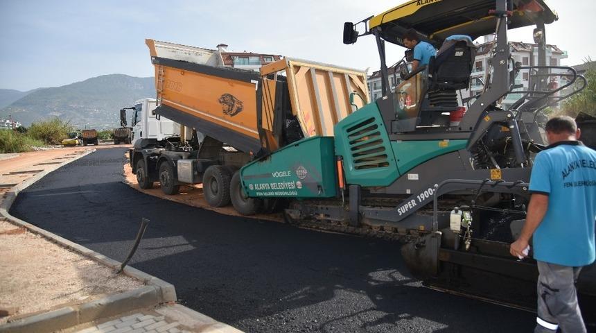 Alanya&rsquo;da sıcak asfaltlama &ccedil;alışması
