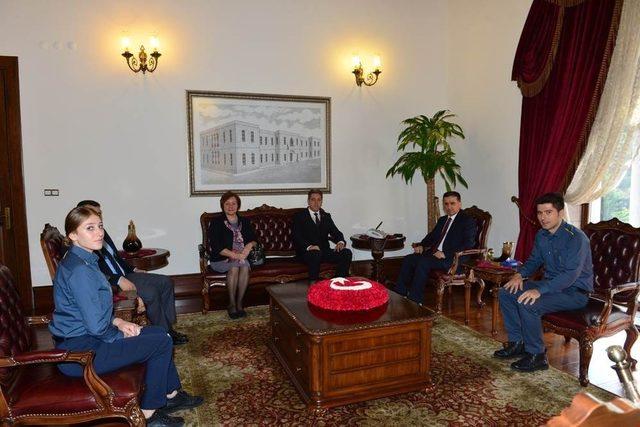 Ankara Valisi Topaca, PTT Başmüdürü Kaya’yı kabul etti