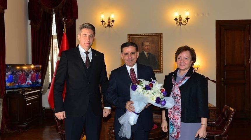 Ankara Valisi Topaca, PTT Başm&uuml;d&uuml;r&uuml; Kaya&rsquo;yı kabul etti