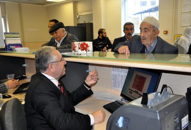 PTT nin kuruluş yıld&ouml;n&uuml;m&uuml;nde,&nbsp;178 inci m&uuml;şteriye hediye 1