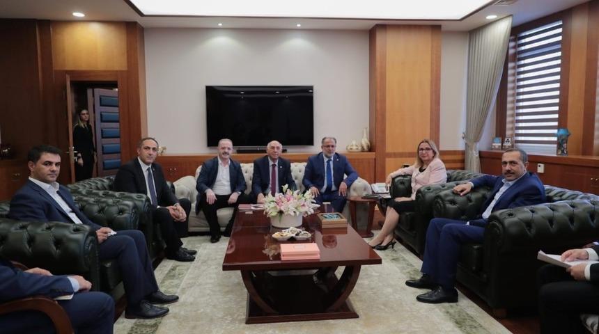 Van TSO Meclis Başkanı Ert&uuml;rk&rsquo;ten Ticaret Bakanı Ruhsar Pekcan&rsquo;a ziyaret