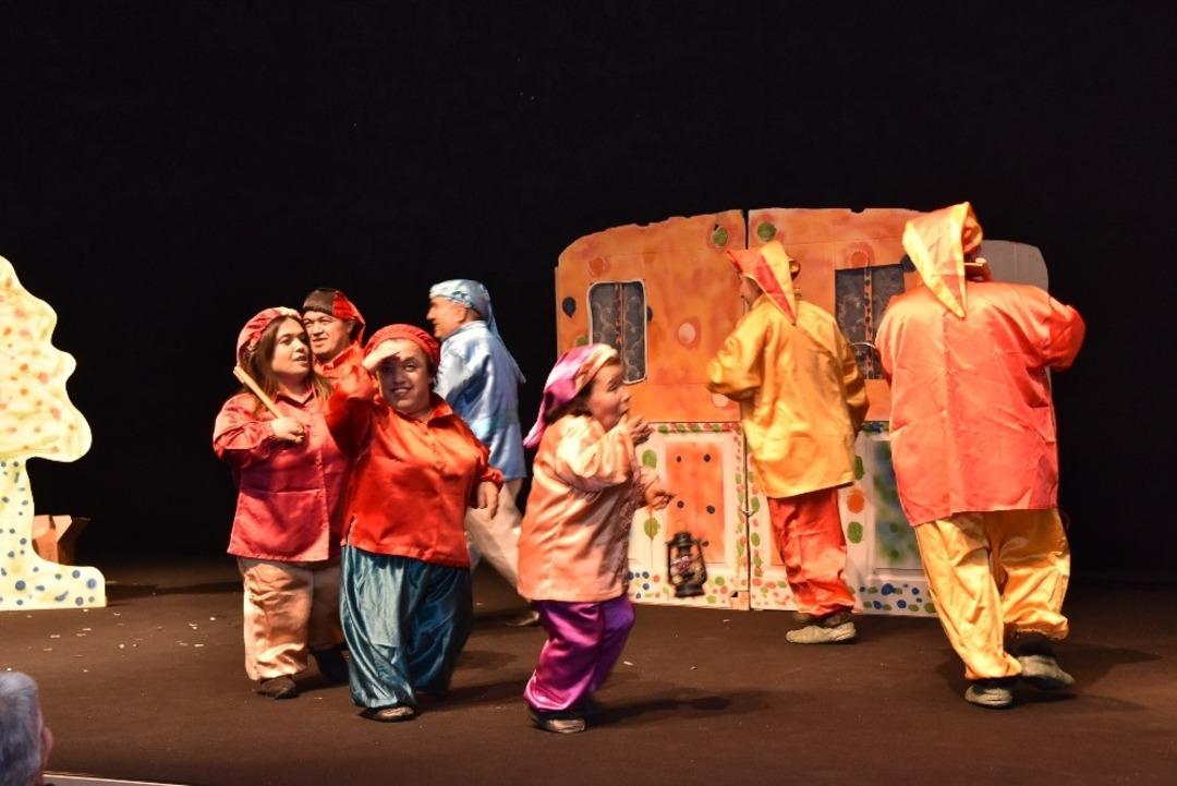 Engel tanımayanlar Boz&uuml;y&uuml;k&rsquo;te sahne aldı