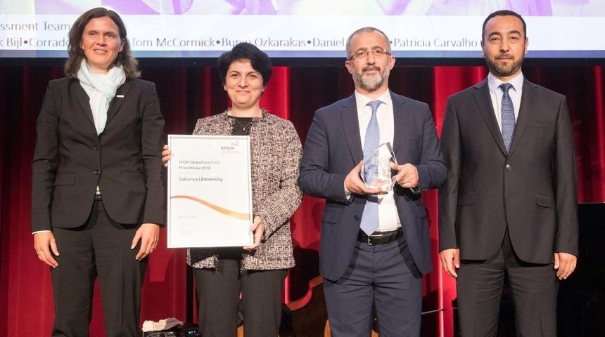 SA&Uuml;&rsquo;ye K&uuml;resel M&uuml;kemmellik &ouml;d&uuml;l&uuml;