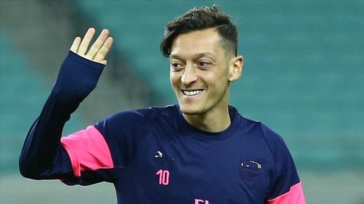 Mesut Özil'den Çin'in Doğu Türkistan'daki politikalarına sessiz kalan Müslümanlara tepki G4