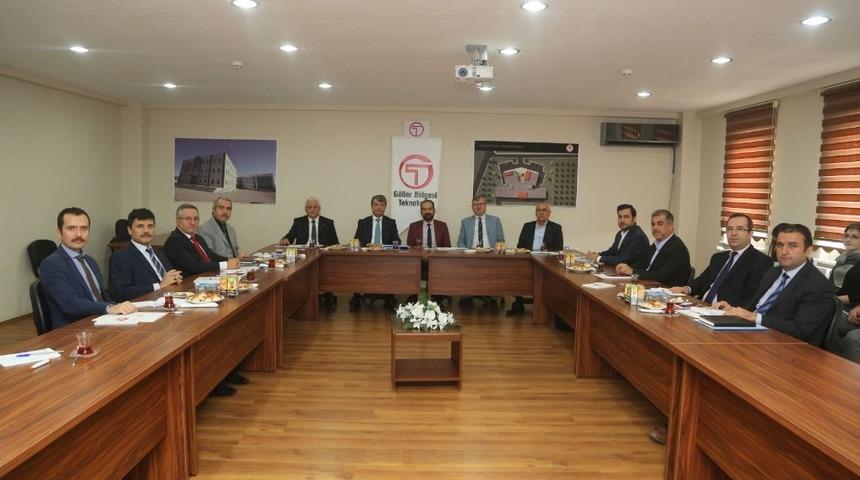 G&ouml;ller B&ouml;lgesi Teknokenti&rsquo;nde K&Uuml;Sİ 2. D&ouml;nem Toplantısı