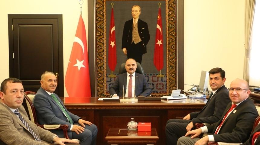 Vali G&uuml;naydın: &ldquo;24 saat şehit yakınları ve gazilerimizin emrindeyiz&rdquo;
