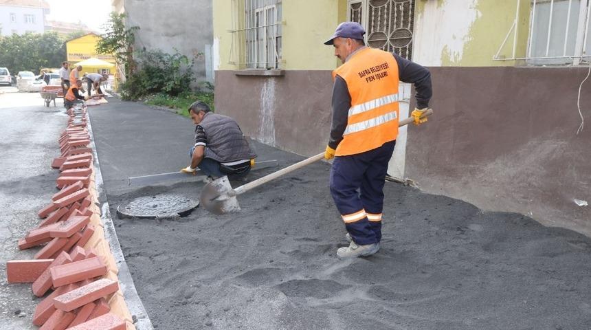 Gazipaşa Mahallesi’nde kaldırım çalışmaları