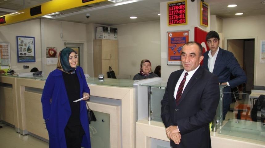 Ağrı’da PTT’den müşterisine sürpriz