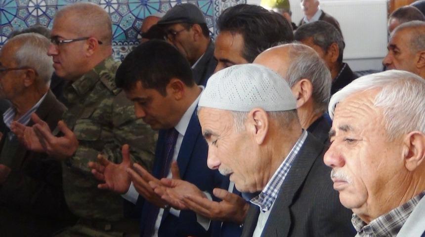 Depremde hayatını kaybedenler i&ccedil;in mevlit okutuldu