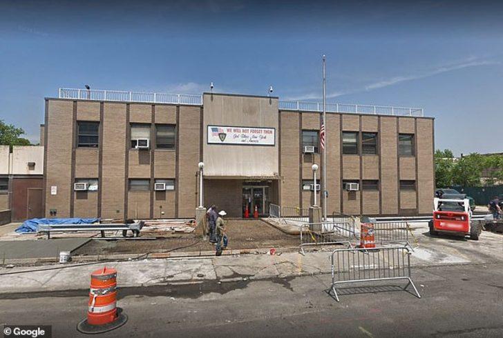 Rezalet! Arkadaşının ağzına soktu ve... G4