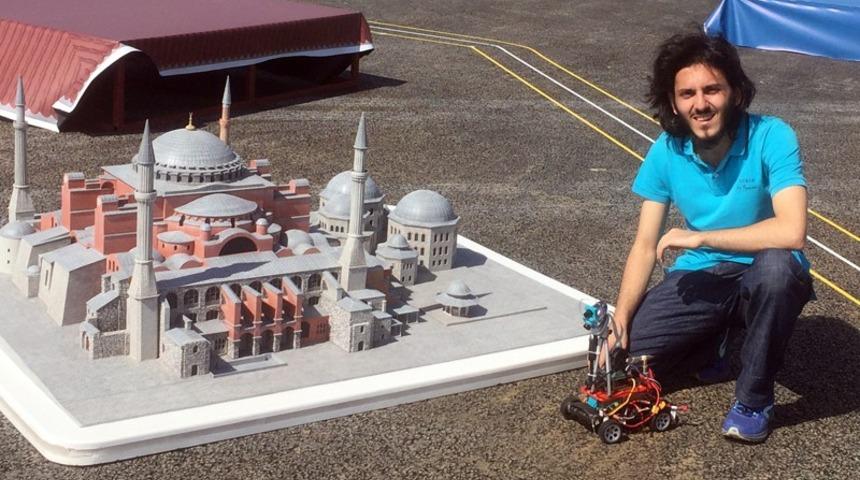 El-Ceziri adını verdiği otonom ara&ccedil; ile T&uuml;rkiye birincisi oldu