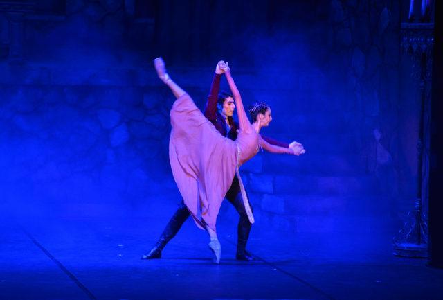 Mersin de  Hamlet  kuyruğu 4