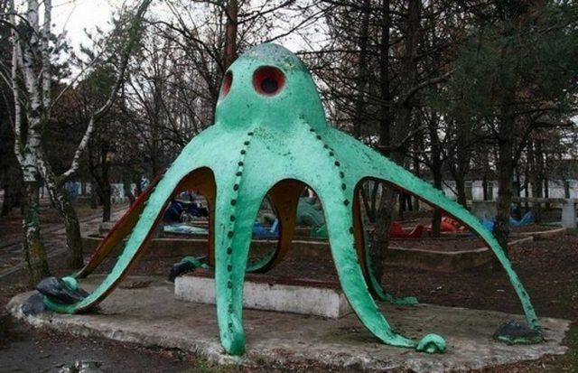 D&uuml;nyanın En Korkutucu 20 &Ccedil;ocuk Parkı 7