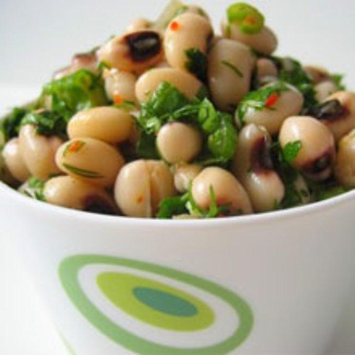 Kuru Börülce Salatası