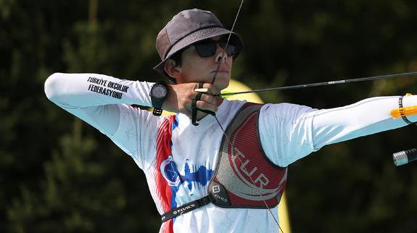 Mete Gazoz Türkiye rekoru kırdı