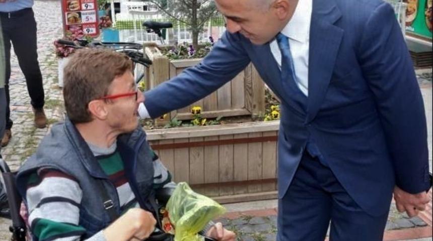 Engelli evde bakım hizmetleri Sosyal Yardımlaşma ve Dayanışma Vakıflarına devredildi