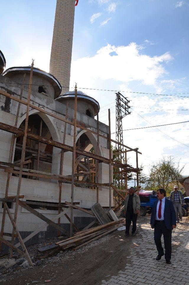 Yenice Mahallesindeki cami restore ediliyor