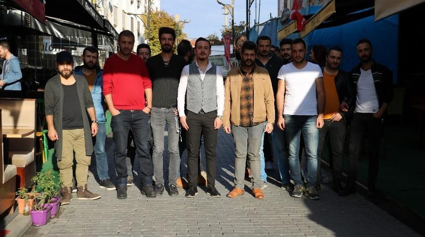 Kafeler sokağı esnafı sinek avlıyor