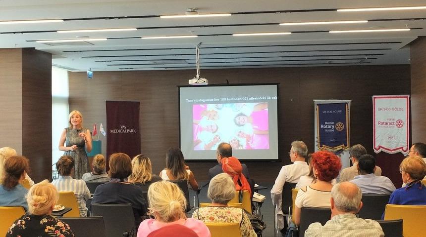 Meme kanserinde 40 yaşından sonra risk artıyor