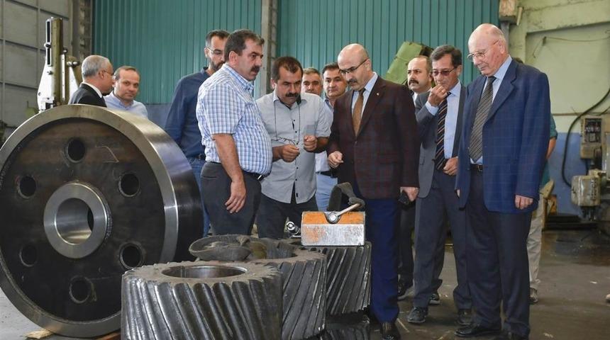 Vali Demirtaş: Adana’yı cazibe merkezi yapmak için çaba gösteriyoruz"